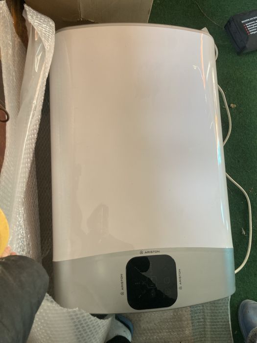 Boiler electric Ariston