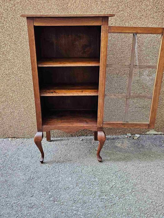 Витринка в стил Луи 15 (масив)