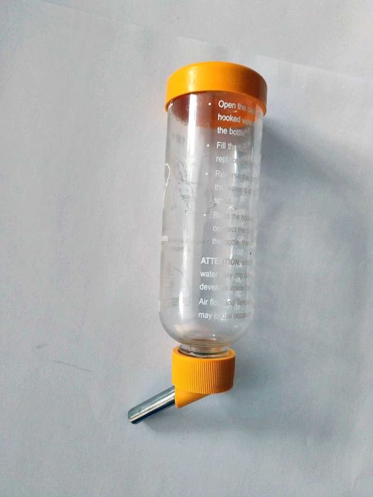 Купички за дребни животни, поилка за вода.