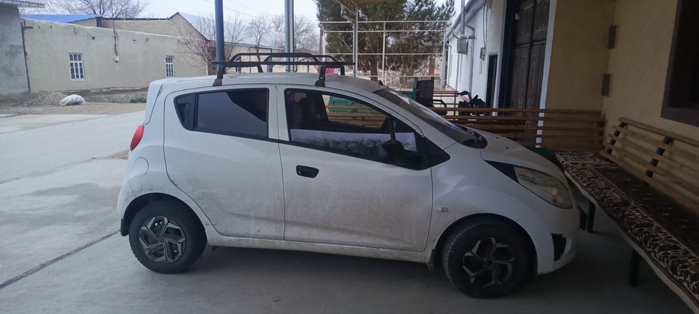 Spark sotiladi holati yaxshi