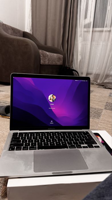 Macbook pro 2020, 512 Гб
