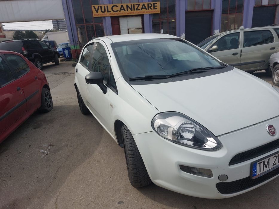 FIAT Punto 2012 — imagine 2