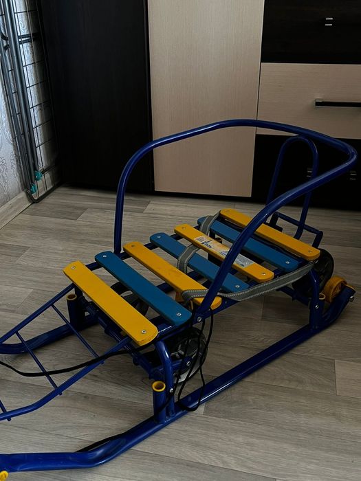 Продам детские санки