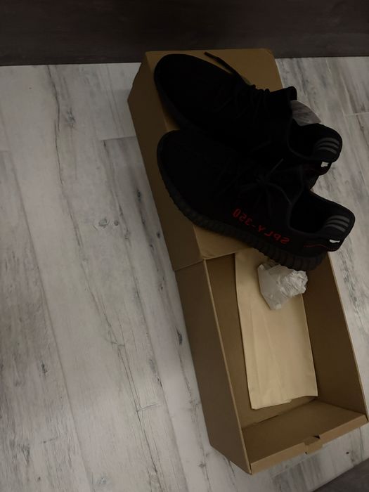 Yeezy 350 чисто нови