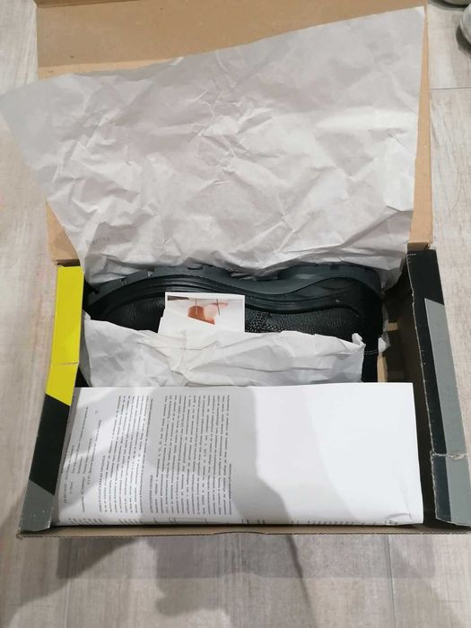 Работни обувки CHALLENGE LOW S3