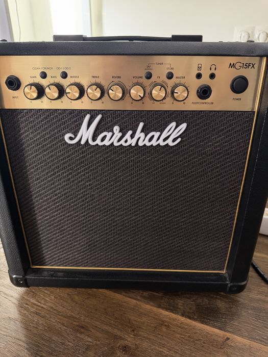Marshall MG15CFX усилвател + кабел
