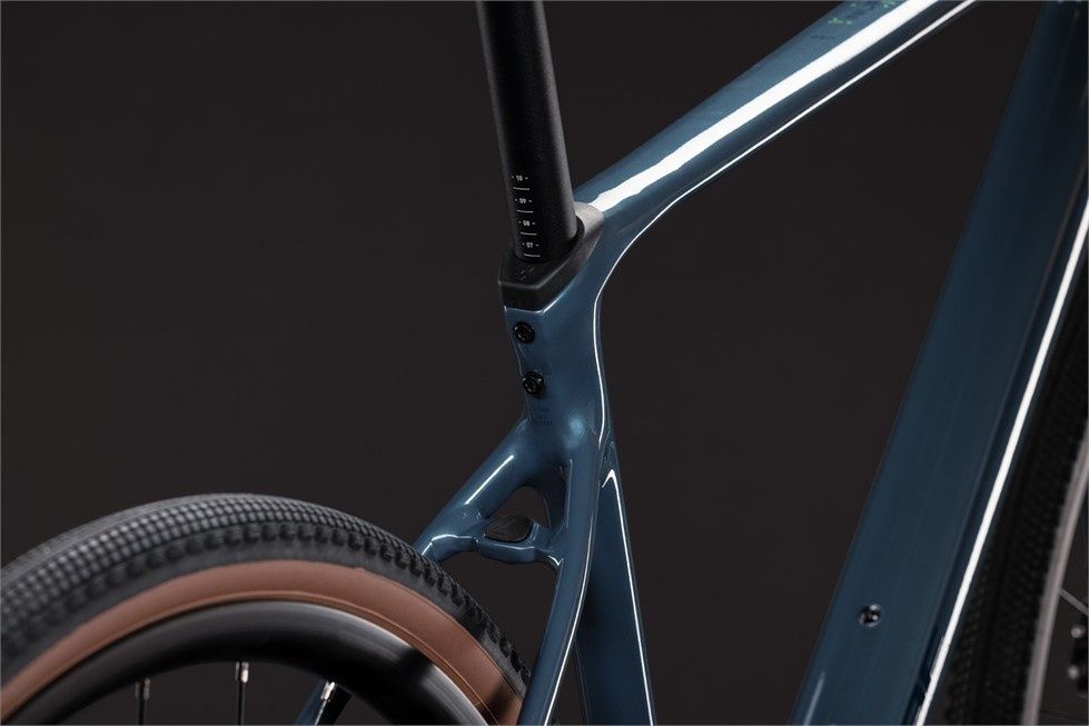 Гравел велосипед Cube Nuroad Pro taiga blue 28" L размер