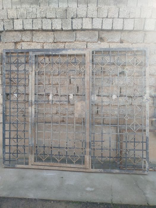 Решетка сотилади