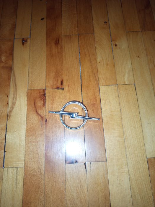 Емблема opel ретро