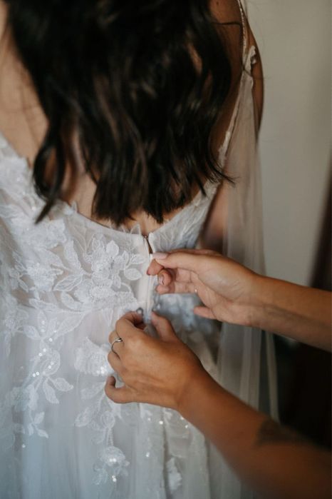 Продавам Булчинска Рокля, размер S / 36, без забележки