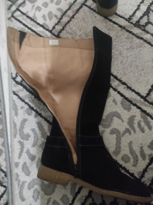 Дамски чизми/ и боти на платформа