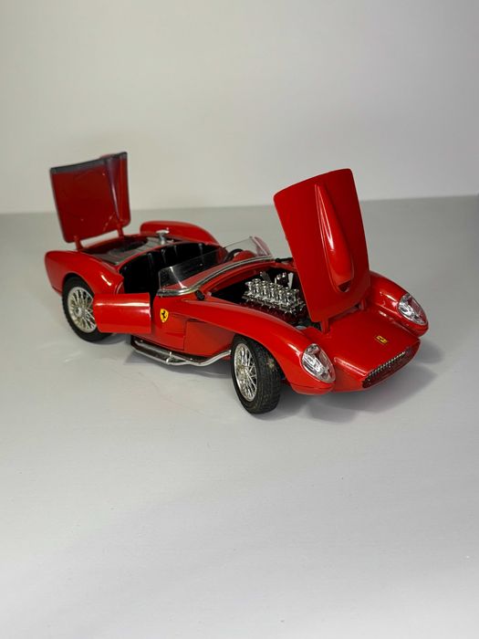 Machetă 1:18 Ferrari 250 Testa Rossa (1957) (Producător Bburago)
