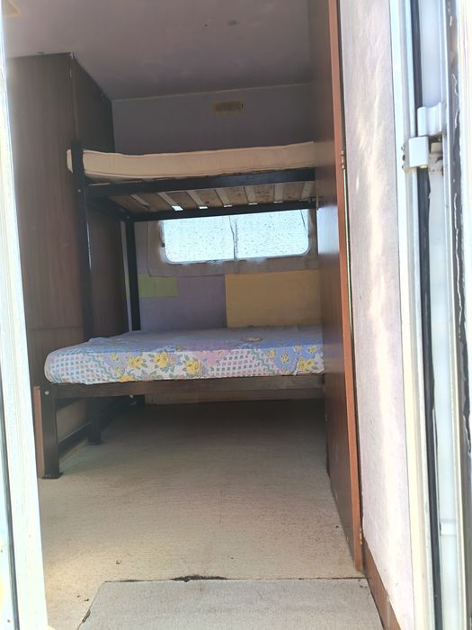 Rulotă în stare bună!