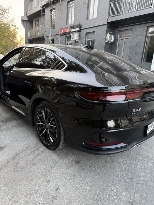 BYD HAN электр 506 км запас ход