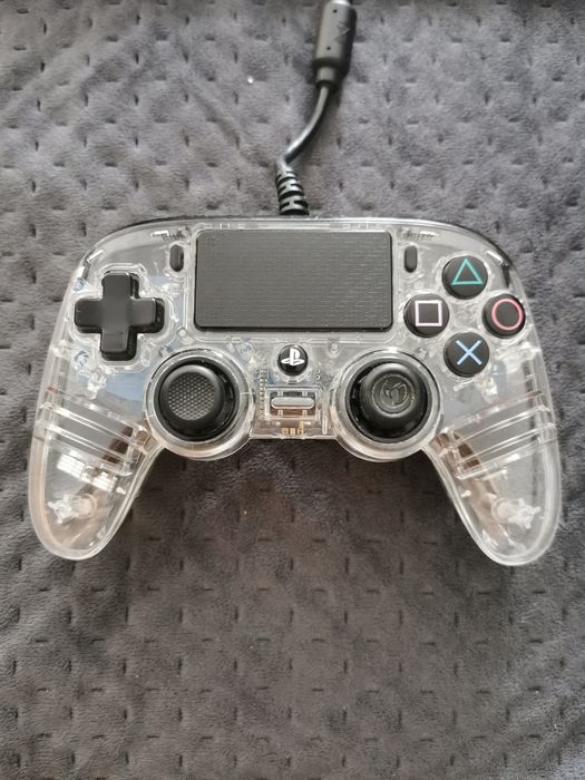 Controller cu fir Nacon Light pentru Playstation 4, Albastru