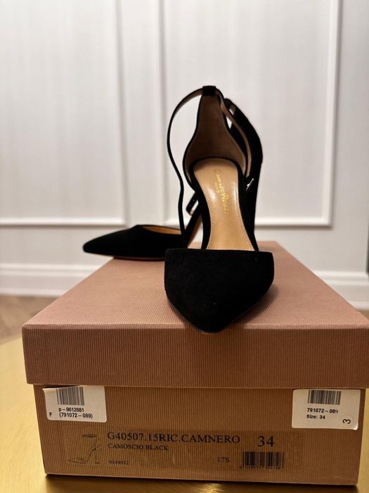 Продам босоножки