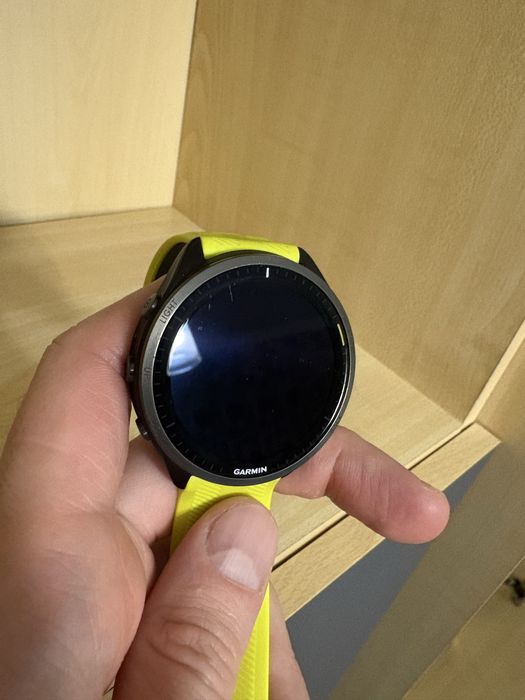 Смарт часы Garmin Forerunner 965