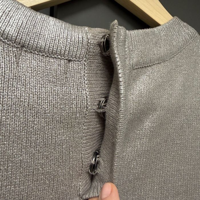 Bluză H&M cu mânecă scurtă, argintiu metalizat, mărimea 34.