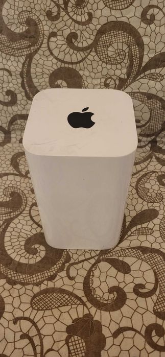 Apple AirPort Extreme Base Station (A1521) fuctional (fara hdd)