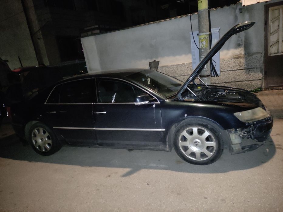 Vw Phaeton 2 броя на части