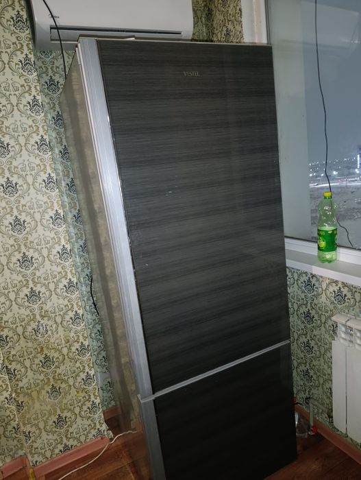 Холодильник в хорошем состояние