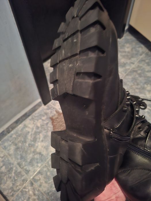 Боти,естествена кожа