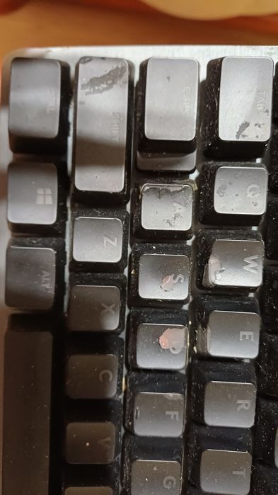 Геймърска клавиатура - Logitech G512 Carbon GX Red