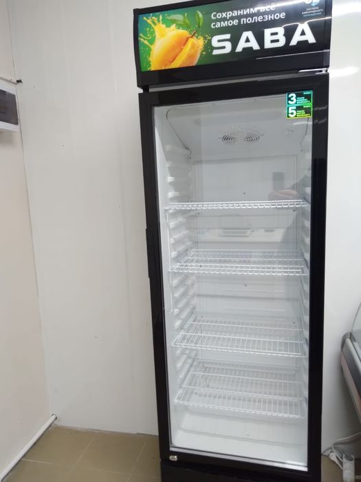 Холодильник витринный
