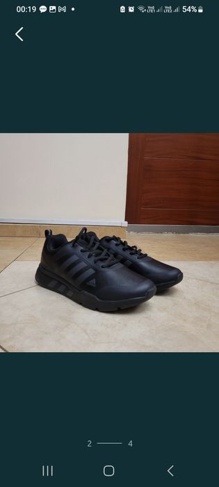 Кроссовки Адидас,новые