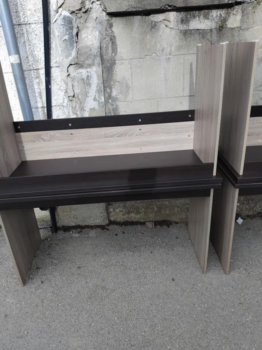 Частично обзавеждане на офис