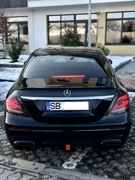 Mercedes-Benz E 250, AMG, 9G-Tronic, 270cai, 120.000km