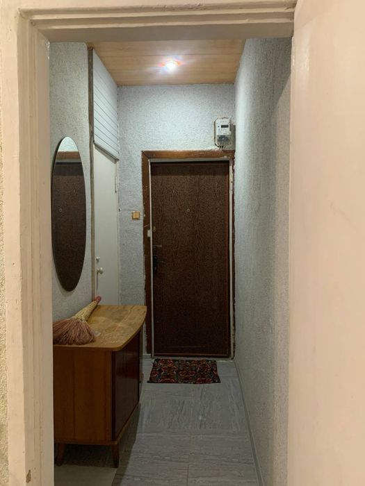 Чилонзор 20-кварталда 3 хонали уй кизлар ёки оила