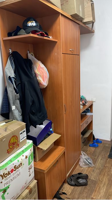 Продам Прихожи шкаф