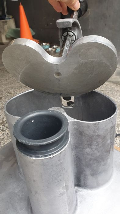 Зеленчукорезачка Robot Coupe CL50 E