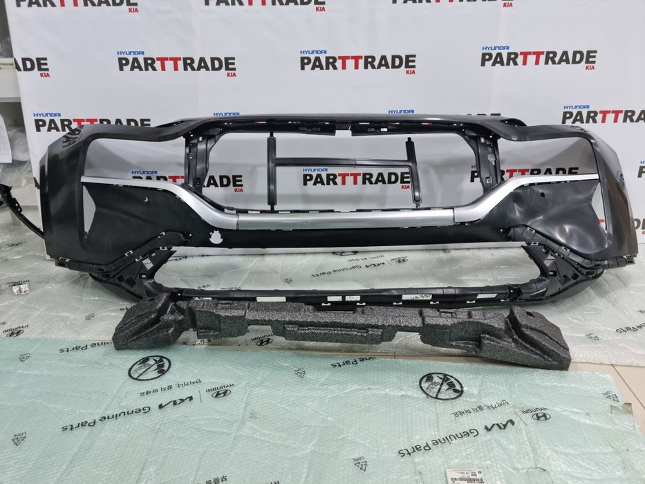 Передний задний бампер Hyundai santafe 18-23
