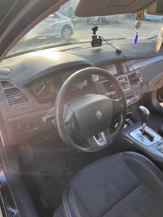 RENAULT Laguna 2010 — imagine 4