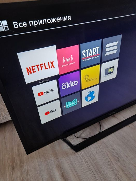 Смарт телевизор Sony 81см. С кронштейном.
