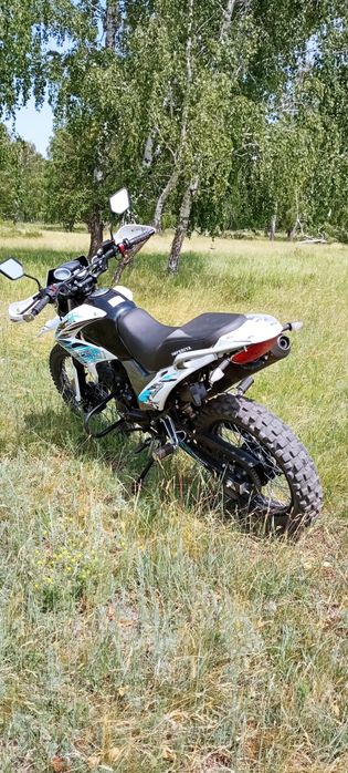 Продам мотоцикл Enduro B5 250cc