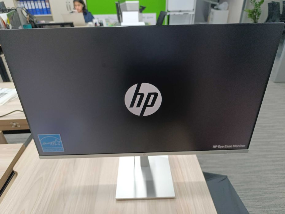 Monitor (HP 5 - Full HD 27'')