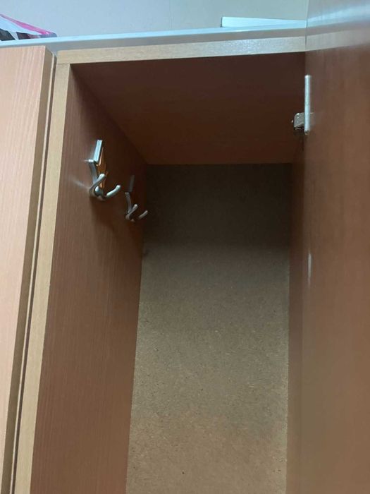 Шкафчета за работници / ученици – 3 шкафа в 1 модул | Запазени