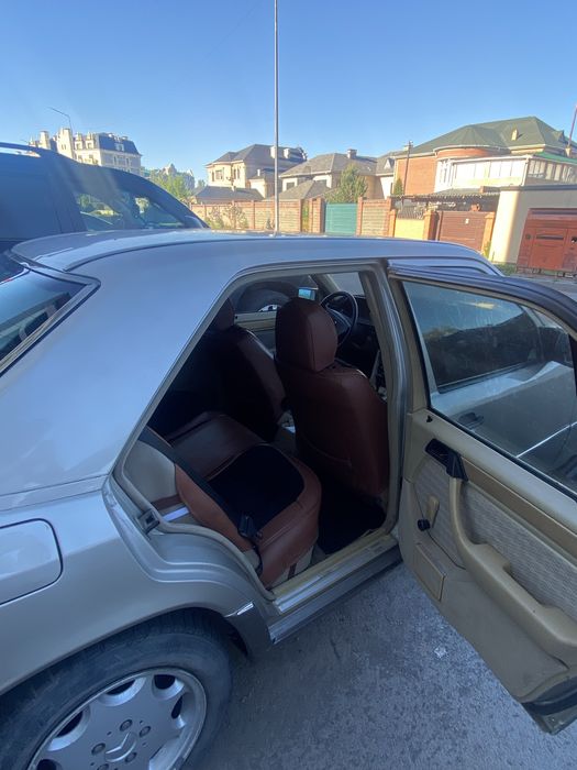 Продам Мерс 124