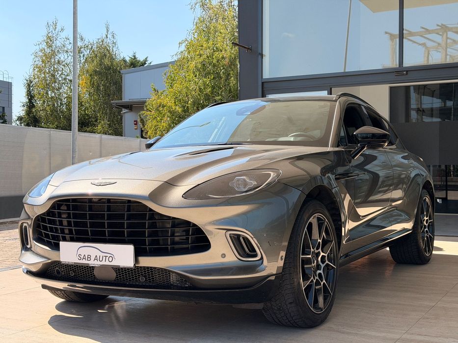 Aston Martin DBX