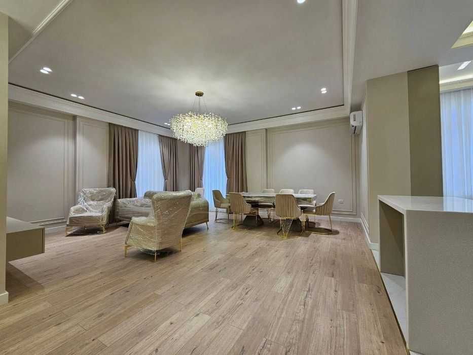 Сдаётся 4х комнатная на Махтумкули Ор-р Техно Парк