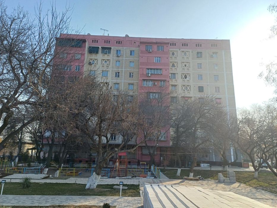 Продаю 1 комн 43м2 Такачи(Назарбек мост)