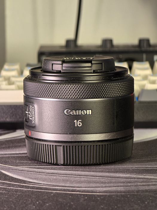 Объектив Canon RF 16mm 2.8
