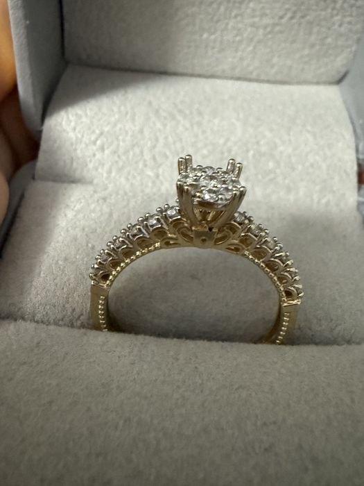 Бриллиантовое кольцо