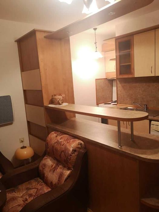 Дава се под наем Двустаен апартамент в Бургас, Лазур - 50 кв.м за 200 € - Снимка #2