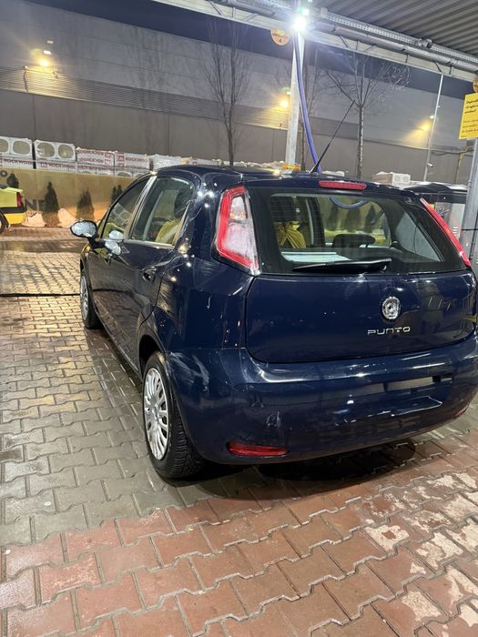 FIAT PUNTO . Benzină . Nu deranjati inutil