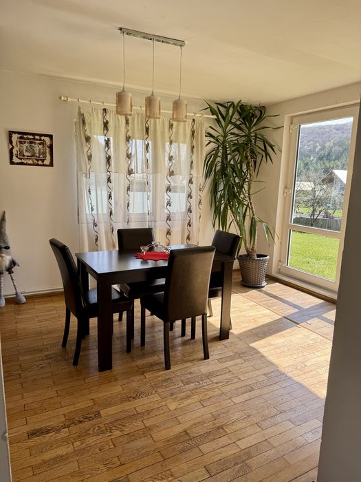 Inchiriere vila confortabila si spatioasa  Piatra Neamt