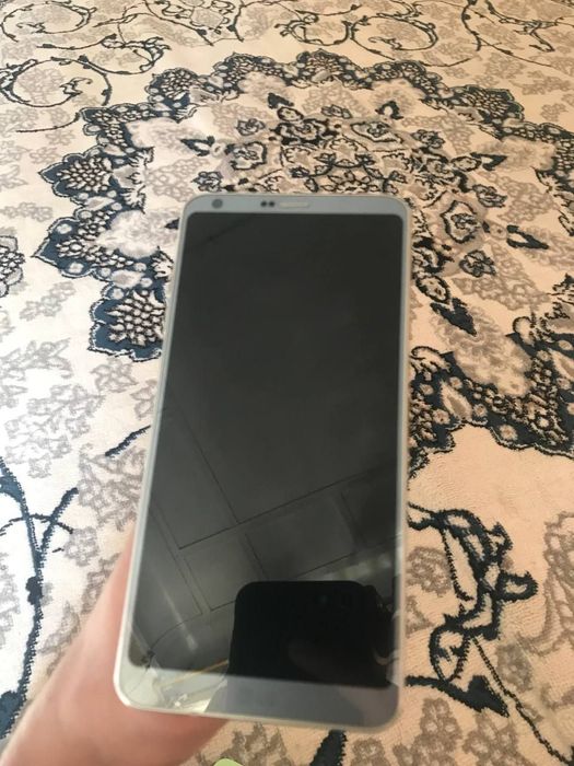 Lg g6 think srochni sotiladi